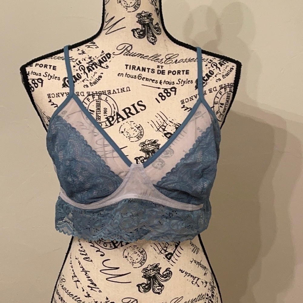 EUC Gilligan & O’Malley bralette​​​​​​​​​​​​​​​